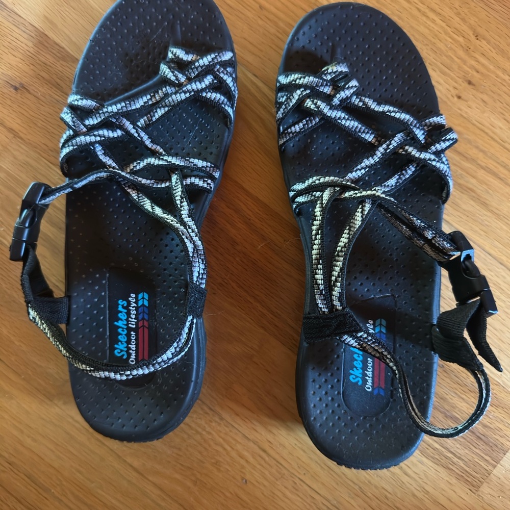 Skechers Black and Gray Strappy Sandals